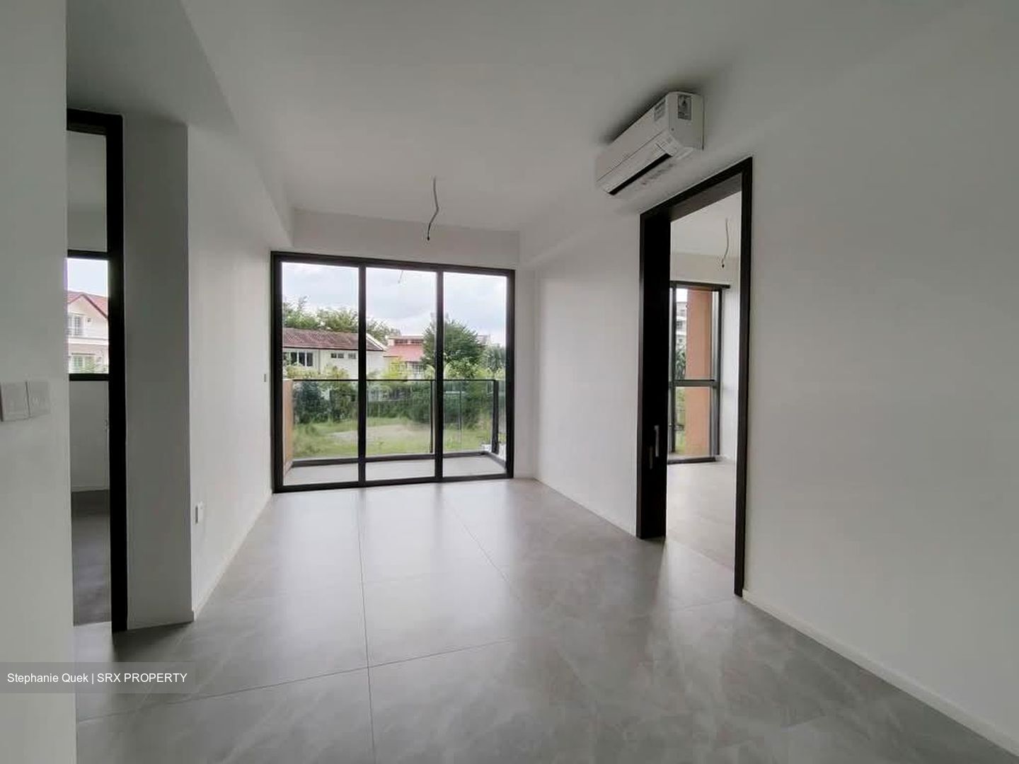 Amo Residence (D20), Apartment #588895111